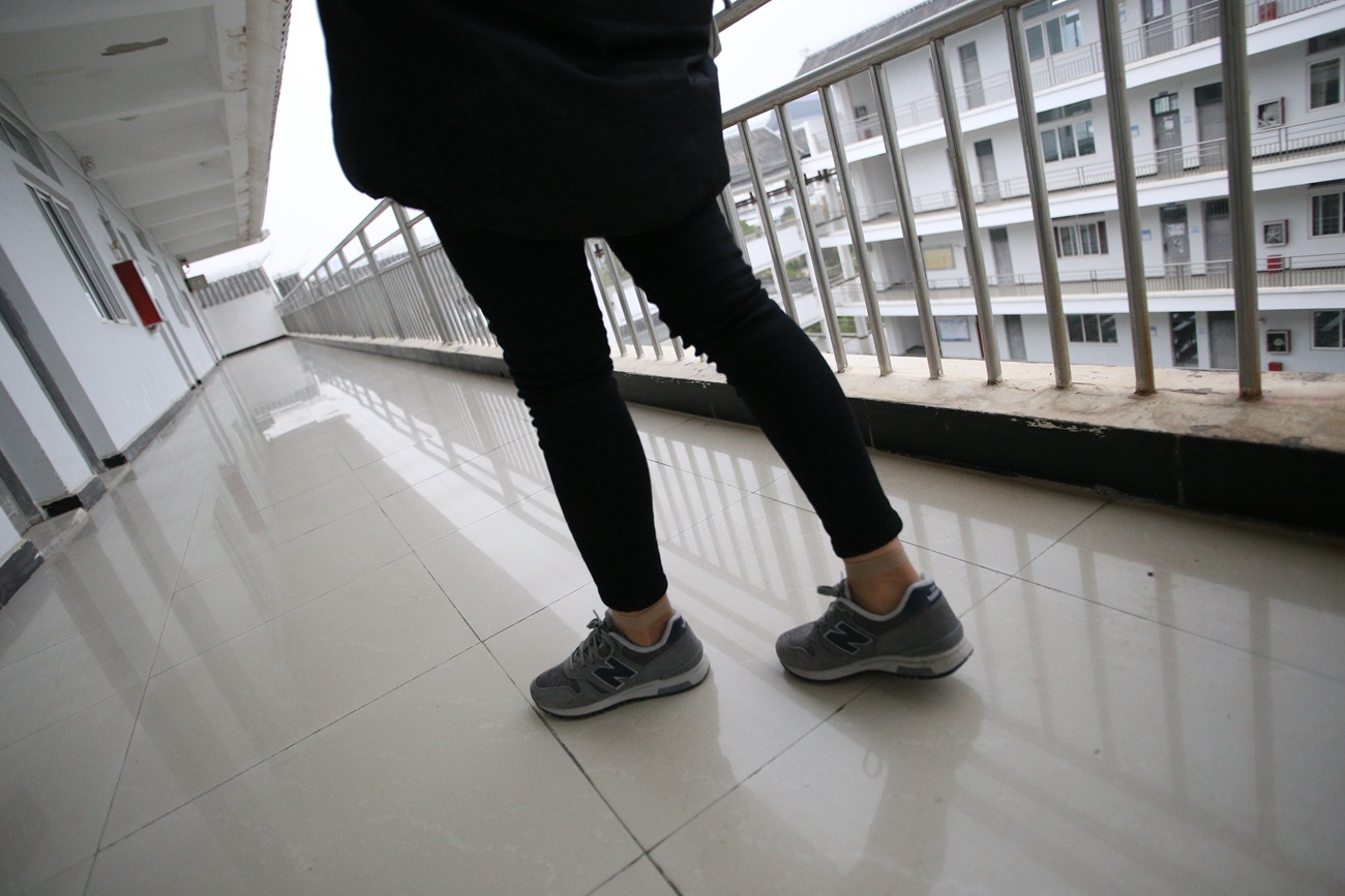 图片[15]-大西瓜爱牙膏-早期作品-S021 短丝 [229P] – 速更版-美库