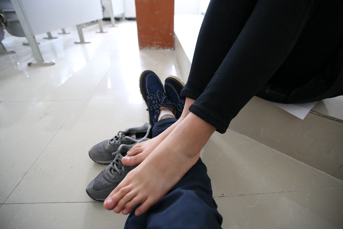 图片[121]-大西瓜爱牙膏-早期作品-S022 裸足 [156P] – 速更版-美库