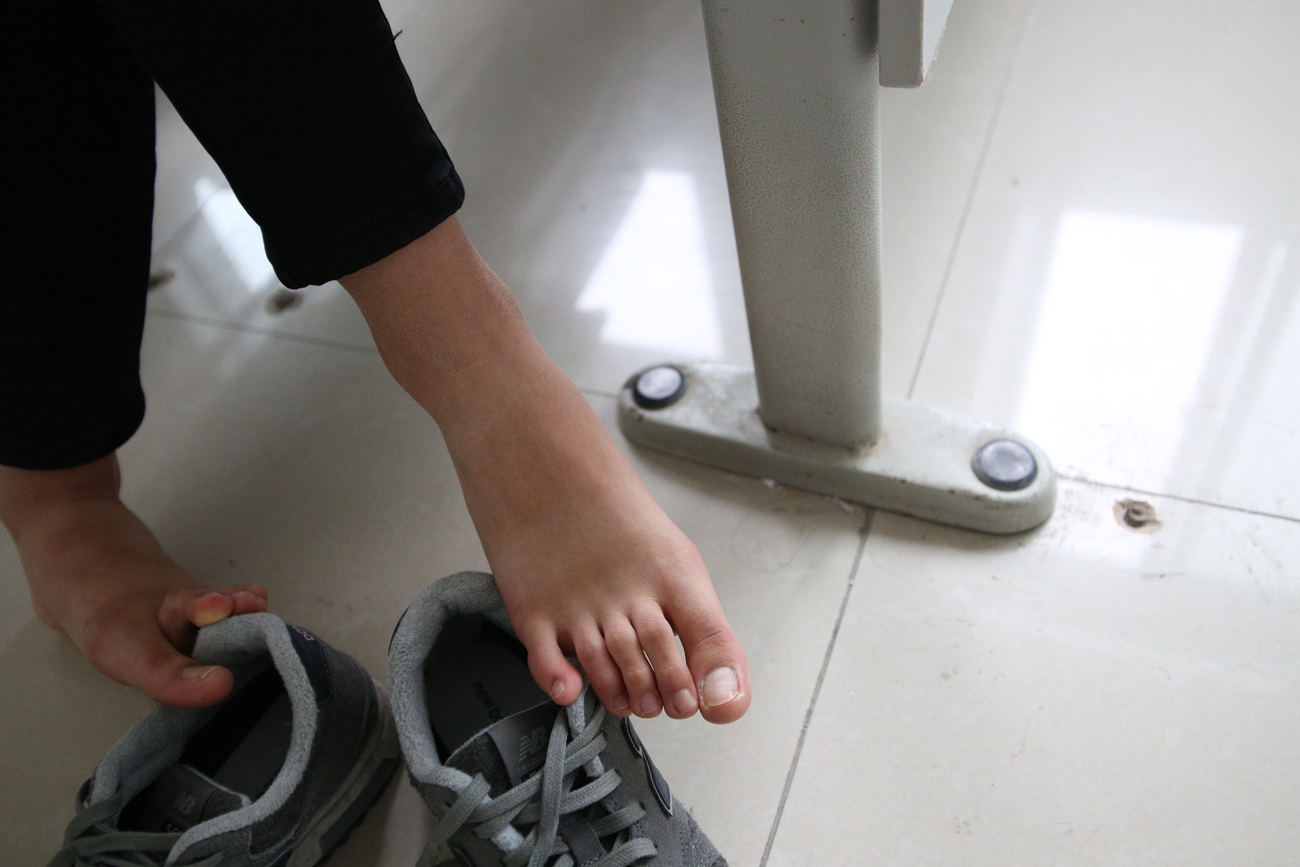 图片[228]-大西瓜爱牙膏-早期作品-S021 短丝 [229P] – 速更版-美库