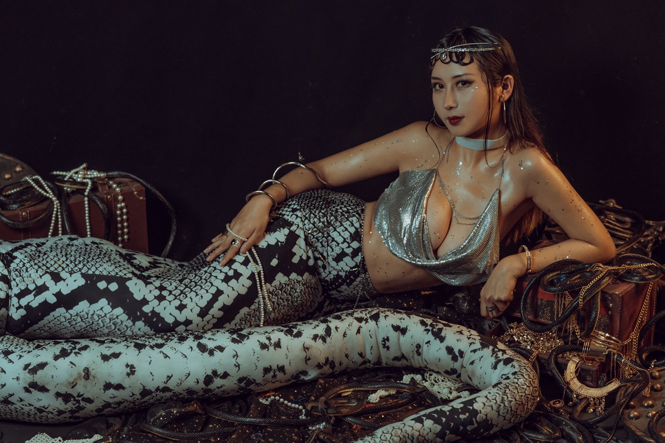 图片[11]-云溪溪 – 奶桃蛇姬[40P] – 速更版-美库