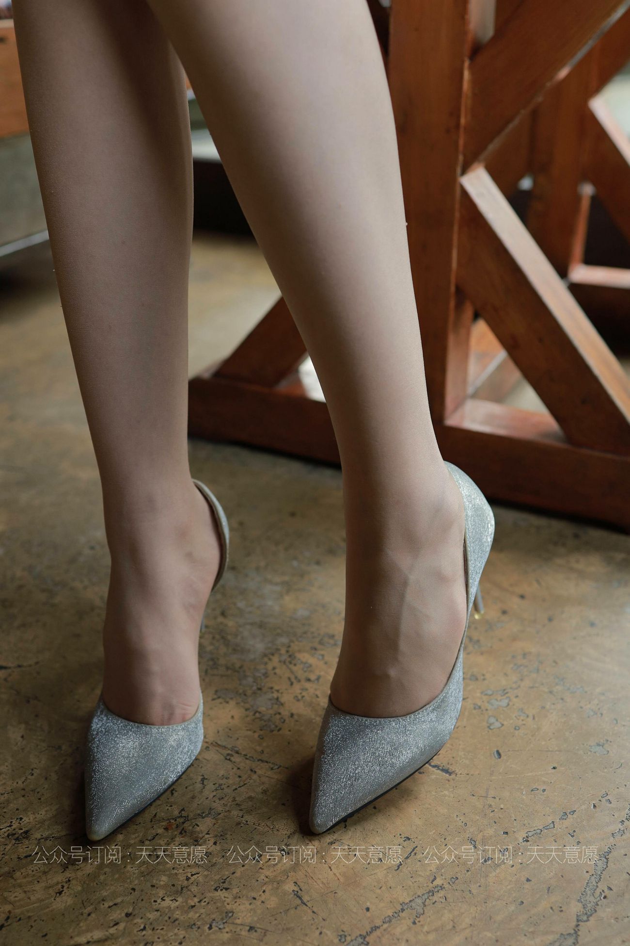 图片[24]-[IESS异思趣向] 2021.06.14 丝享家 832：九妹《可甜可盐大长腿》[85P] – 速更版-美库