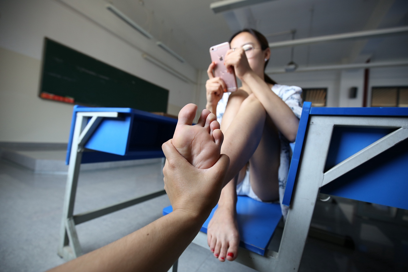 图片[61]-大西瓜爱牙膏-早期作品-S024 裸足+长丝 [315P] – 速更版-美库