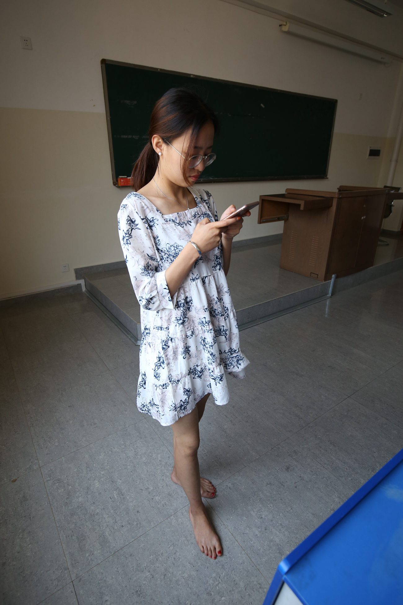 图片[82]-大西瓜爱牙膏-早期作品-S024 裸足+长丝 [315P] – 速更版-美库