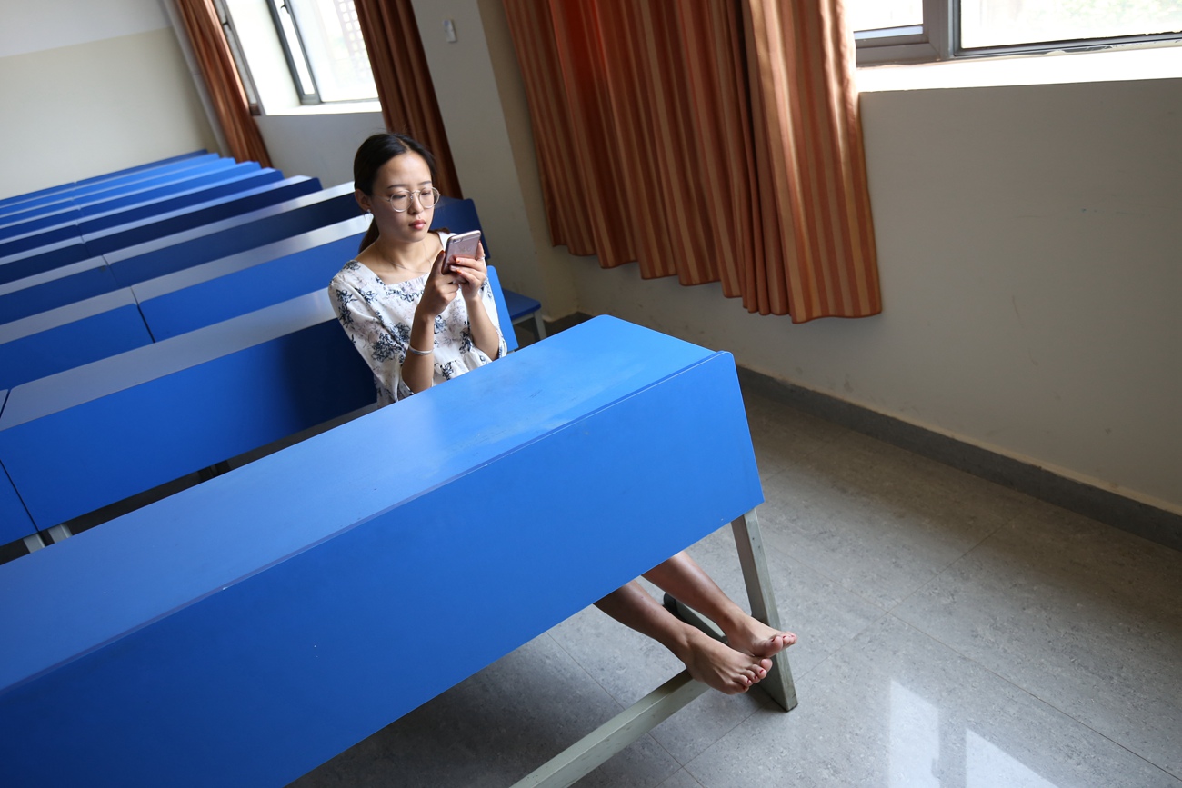 图片[120]-大西瓜爱牙膏-早期作品-S024 裸足+长丝 [315P] – 速更版-美库