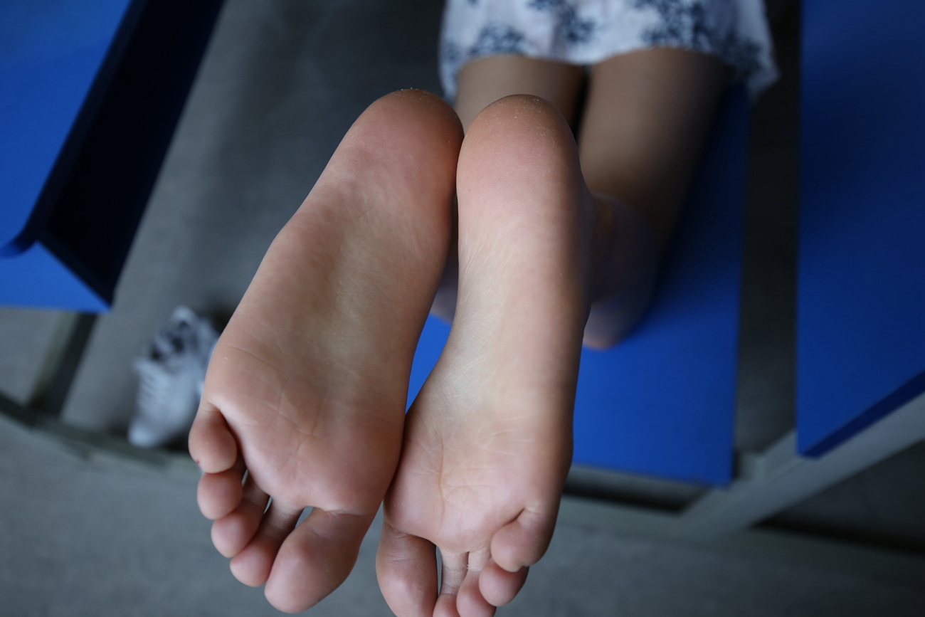 图片[181]-大西瓜爱牙膏-早期作品-S024 裸足+长丝 [315P] – 速更版-美库