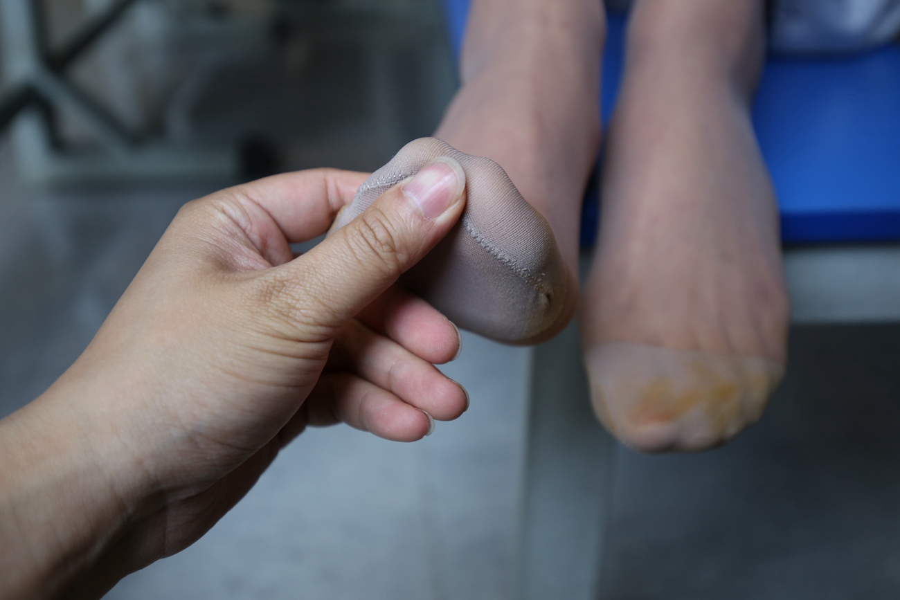 图片[234]-大西瓜爱牙膏-早期作品-S024 裸足+长丝 [315P] – 速更版-美库