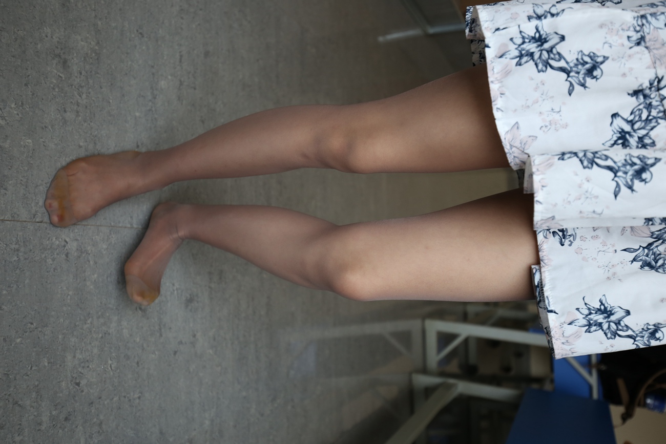 图片[246]-大西瓜爱牙膏-早期作品-S024 裸足+长丝 [315P] – 速更版-美库