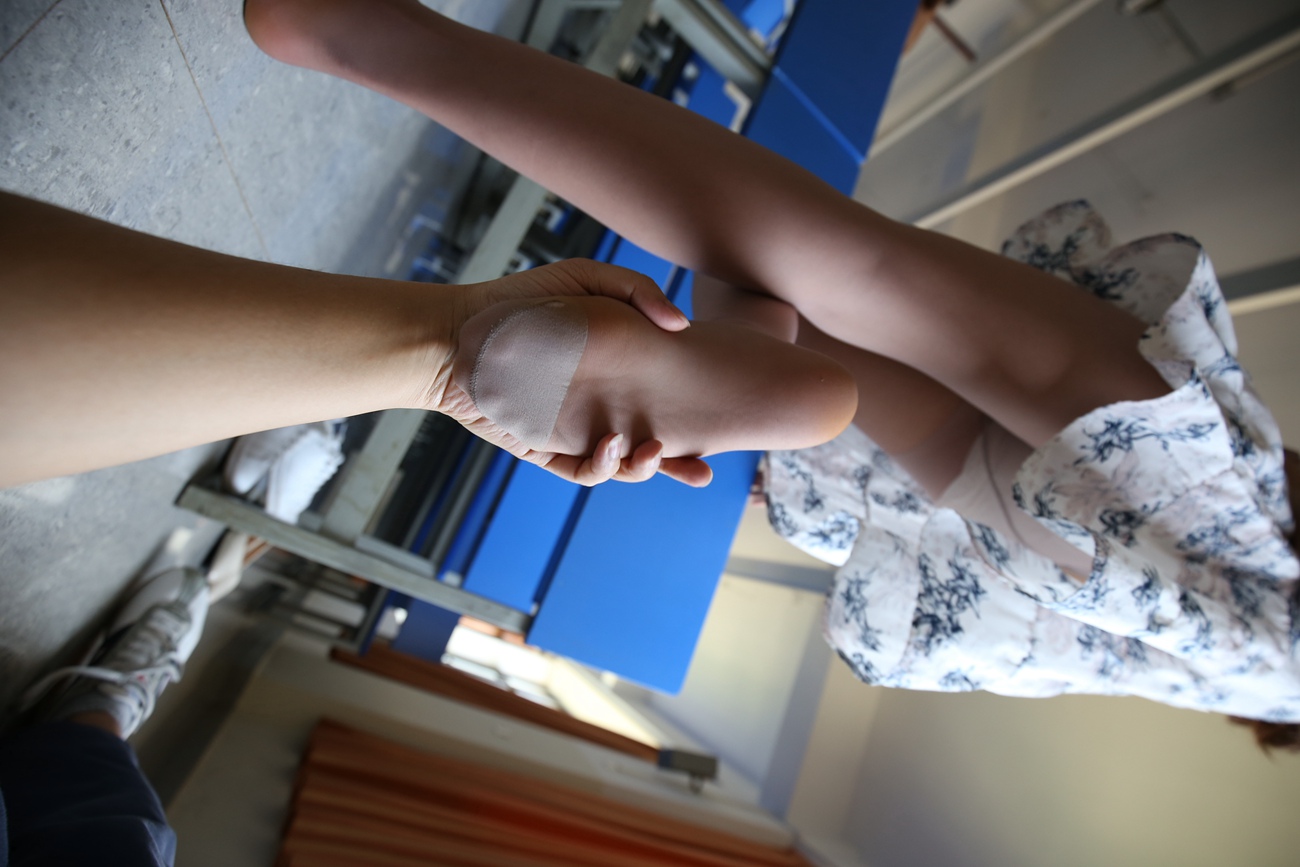 图片[289]-大西瓜爱牙膏-早期作品-S024 裸足+长丝 [315P] – 速更版-美库