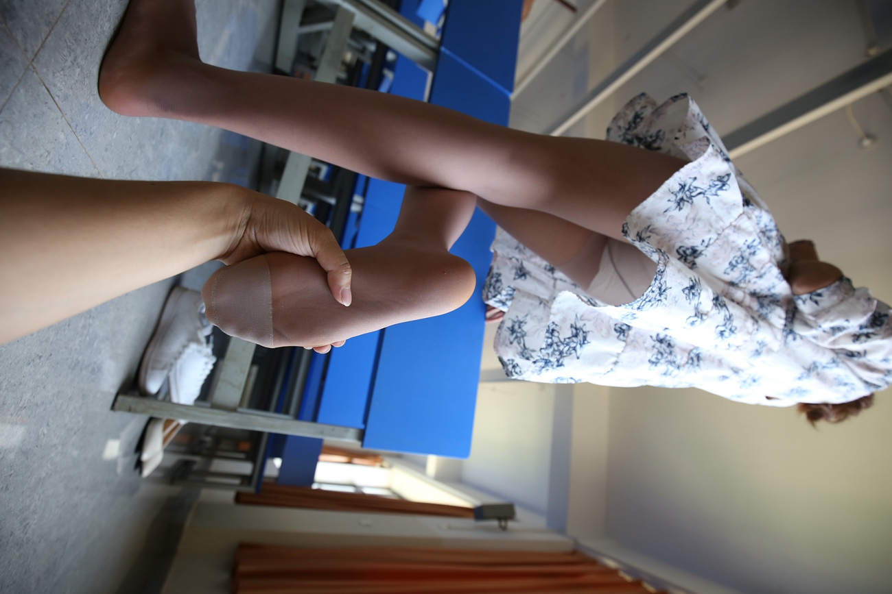 图片[295]-大西瓜爱牙膏-早期作品-S024 裸足+长丝 [315P] – 速更版-美库