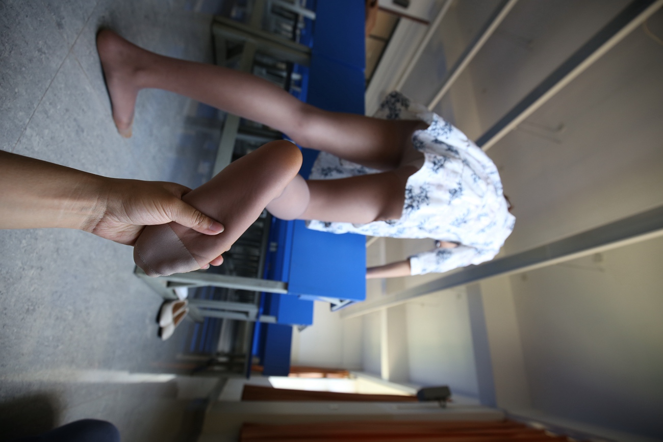 图片[302]-大西瓜爱牙膏-早期作品-S024 裸足+长丝 [315P] – 速更版-美库