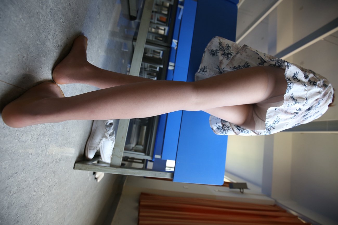 图片[305]-大西瓜爱牙膏-早期作品-S024 裸足+长丝 [315P] – 速更版-美库