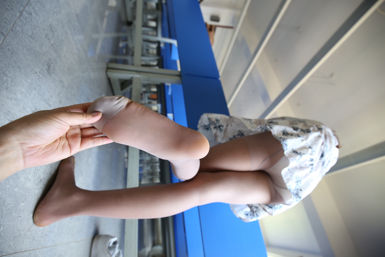 图片[310]-大西瓜爱牙膏-早期作品-S024 裸足+长丝 [315P] – 速更版-美库