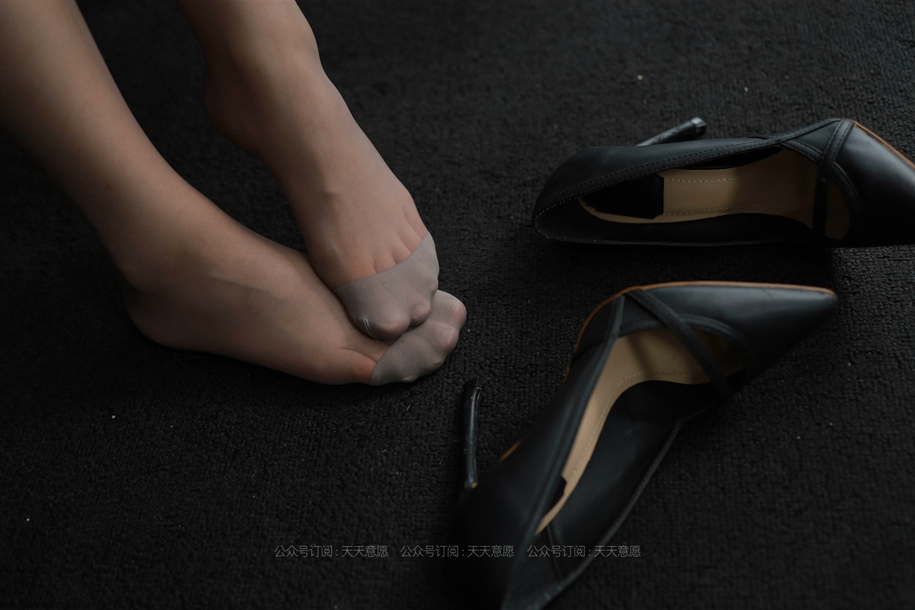 图片[24]-[IESS异思趣向] 耽丝 210817 小婕的周一例会 [95P] – 速更版-美库