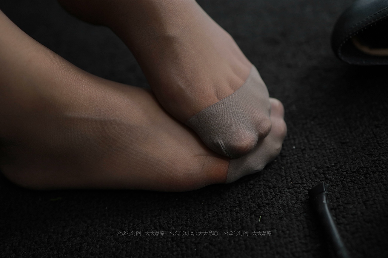 图片[25]-[IESS异思趣向] 耽丝 210817 小婕的周一例会 [95P] – 速更版-美库