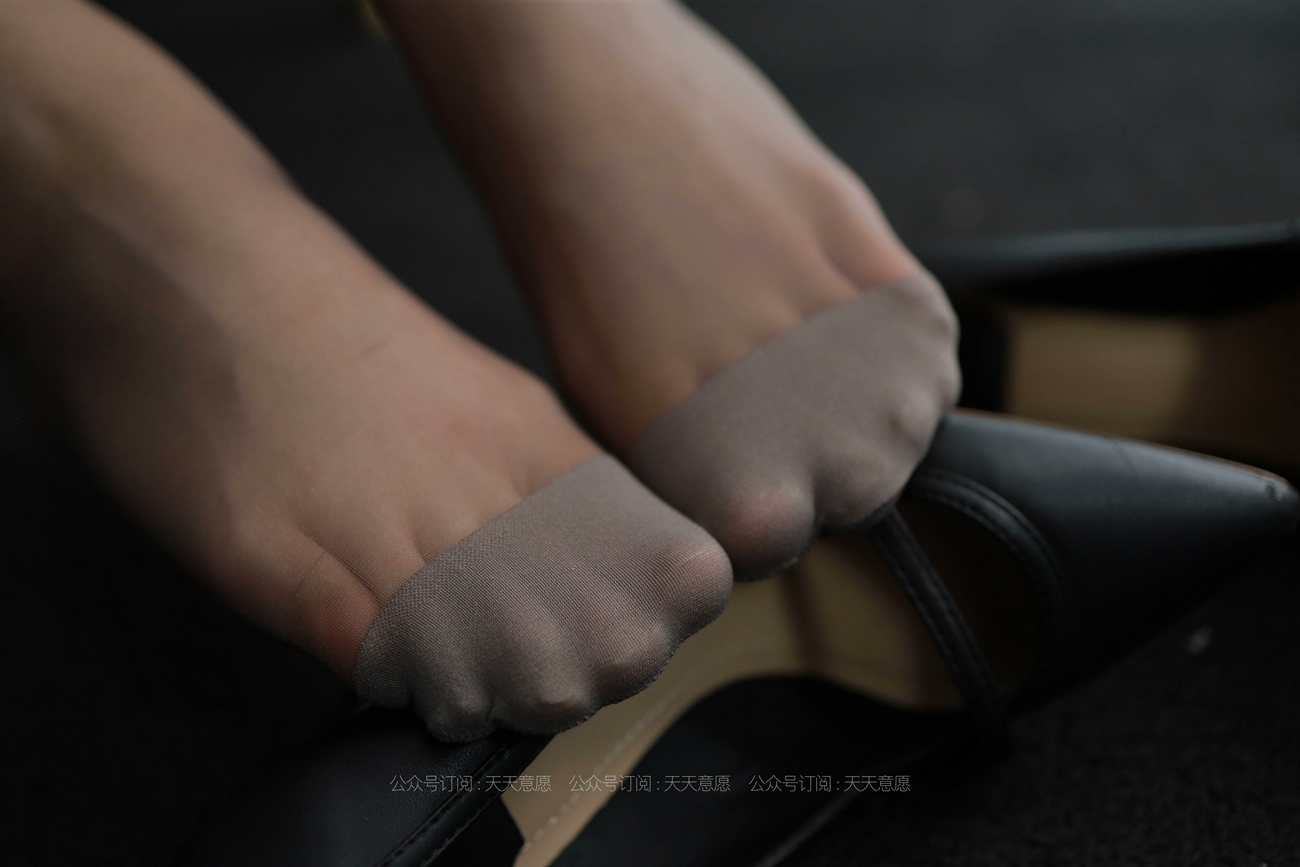 图片[29]-[IESS异思趣向] 耽丝 210817 小婕的周一例会 [95P] – 速更版-美库