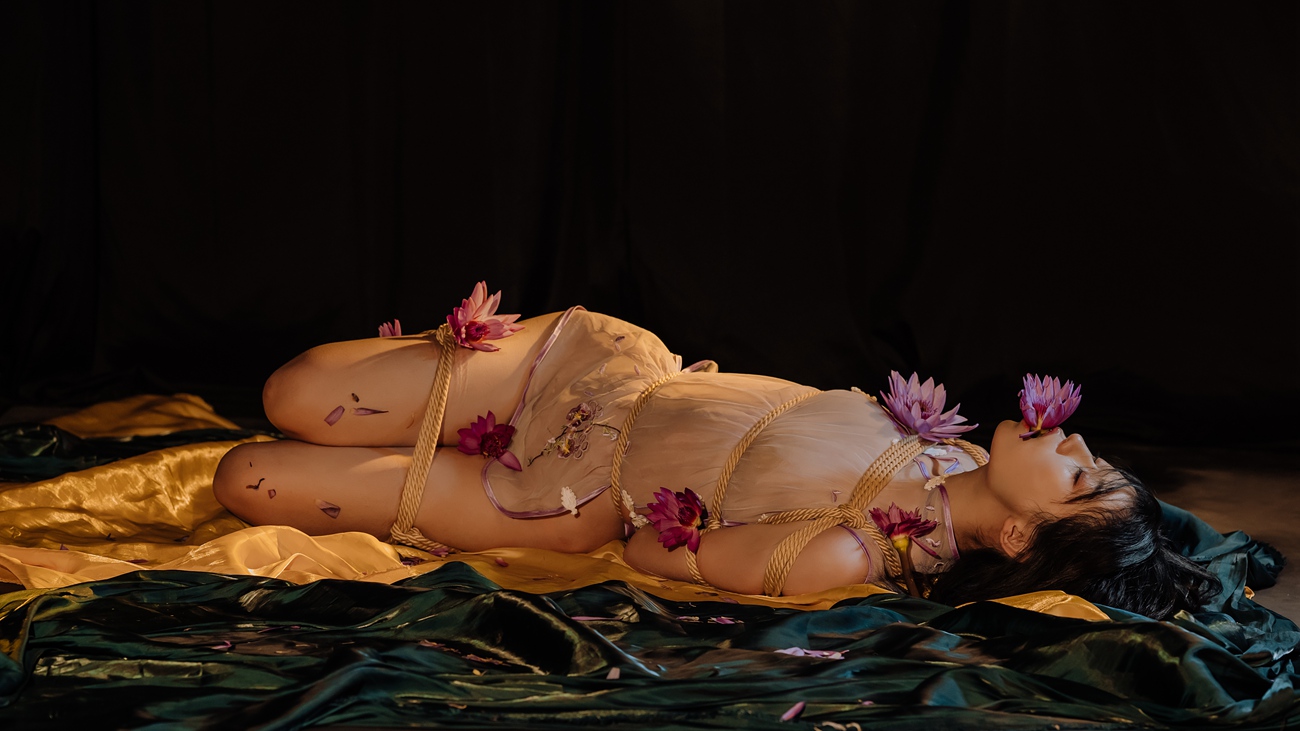 图片[37]-云溪溪 – 花与绳 [58P] – 速更版-美库