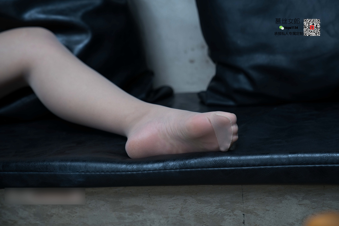 图片[73]-[MussGirl慕丝女郎]NO.072 甜美温柔的姑娘 婷婷 沙发上的丝秀[79P] – 速更版-美库