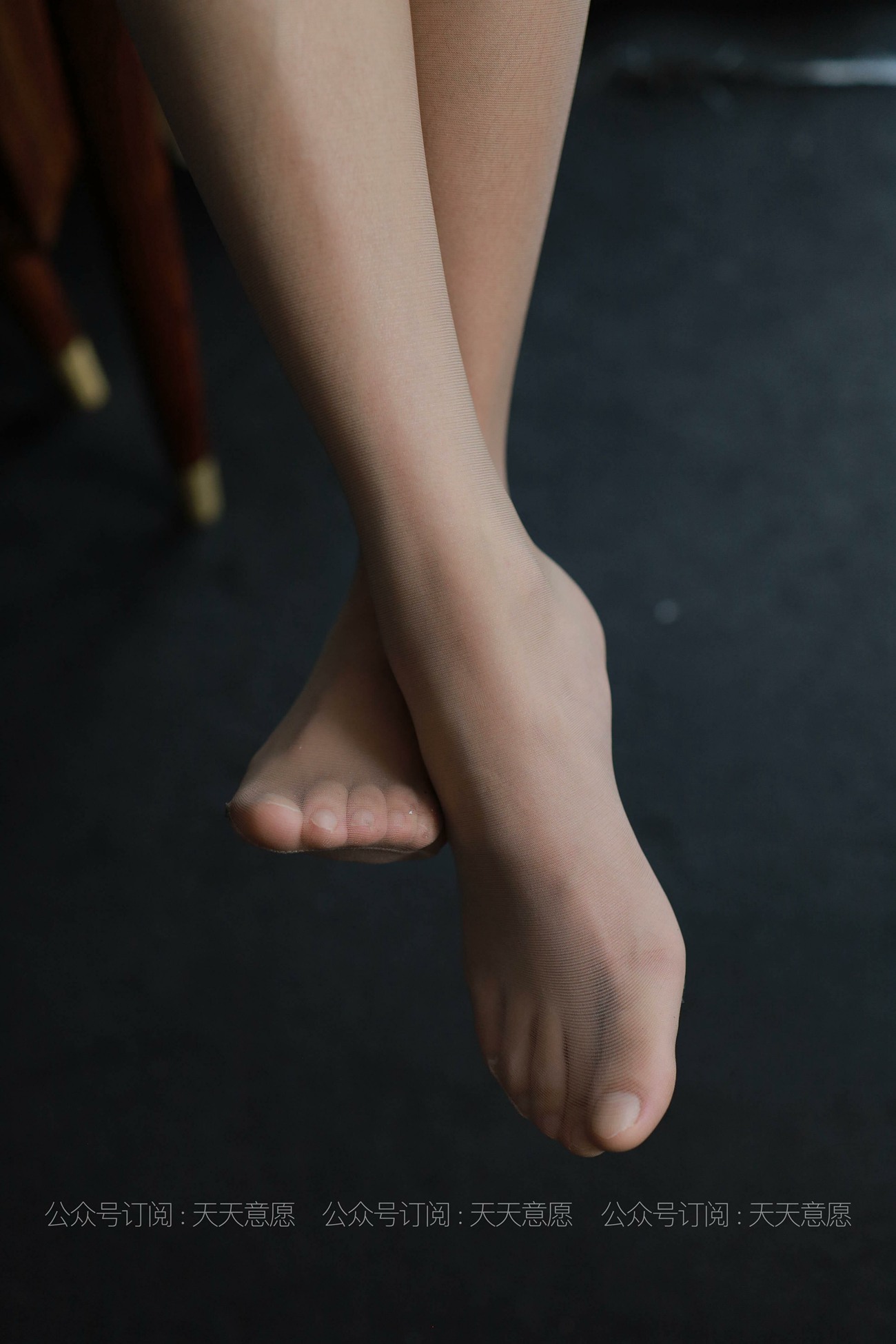 图片[35]-[IESS异思趣向] 耽丝 210819 最美女职员 婉萍 [85P] – 速更版-美库