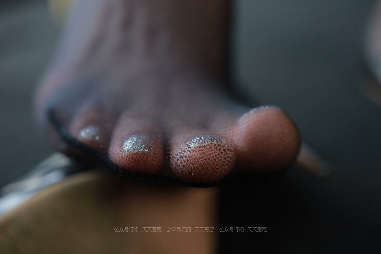 图片[23]-[IESS异思趣向] 耽丝 210822 小六在办公 [101P] – 速更版-美库