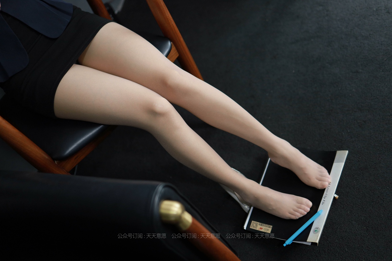 图片[82]-[IESS异思趣向] 耽丝 210819 最美女职员 婉萍 [85P] – 速更版-美库