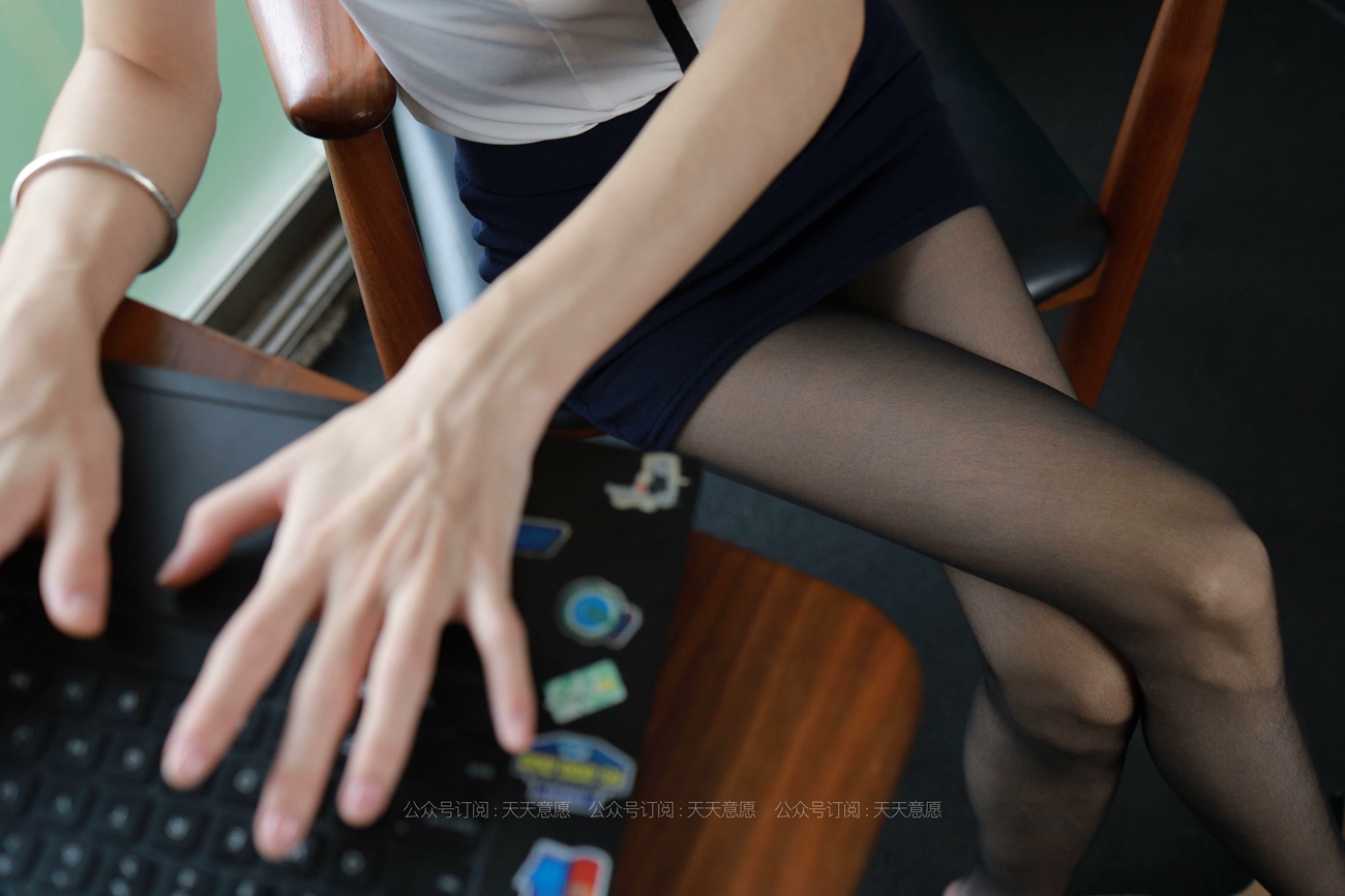 图片[89]-[IESS异思趣向] 耽丝 210822 小六在办公 [101P] – 速更版-美库