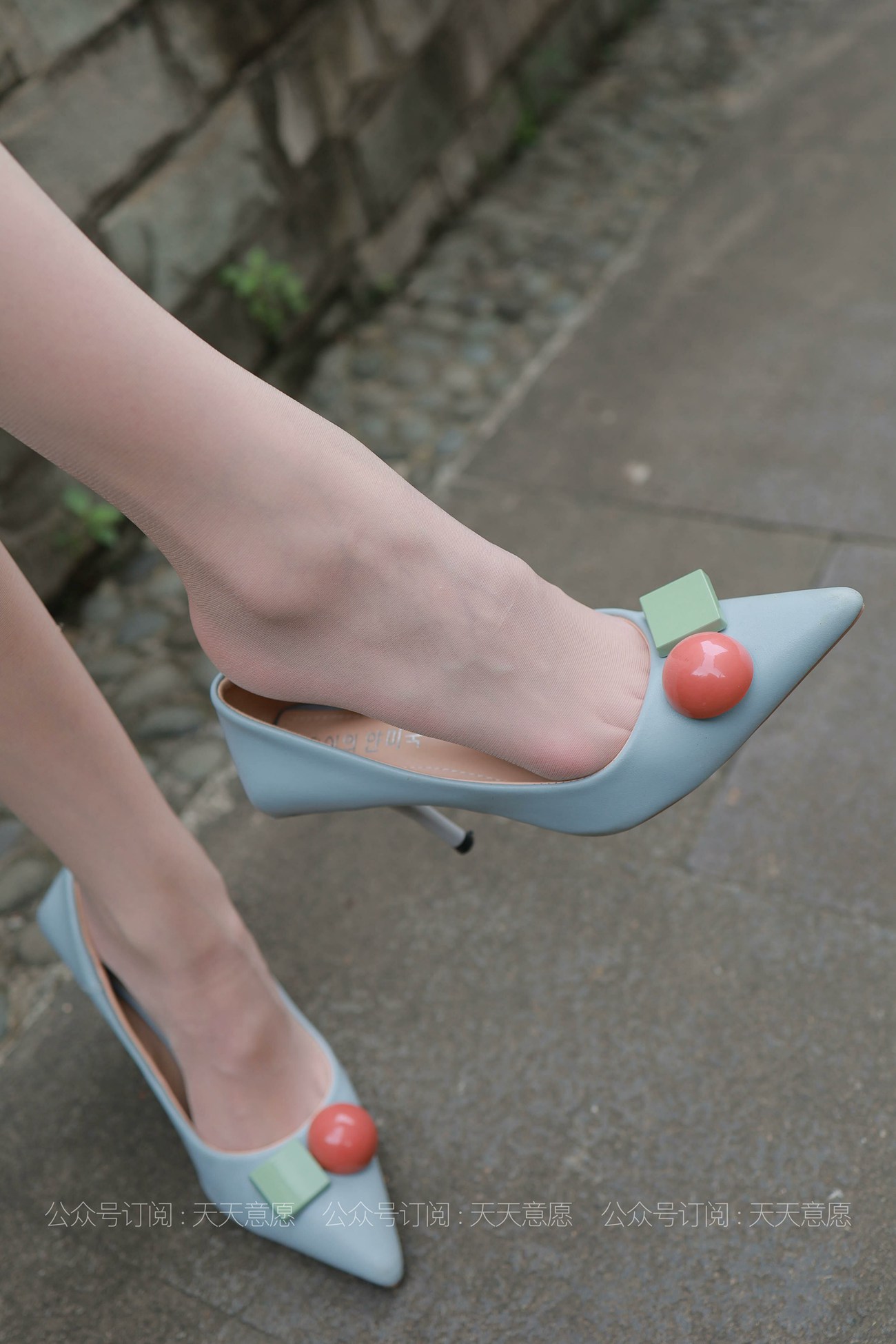 图片[40]-[IESS异思趣向] 耽丝 210823 楼下偶遇佳爷 [87P] – 速更版-美库