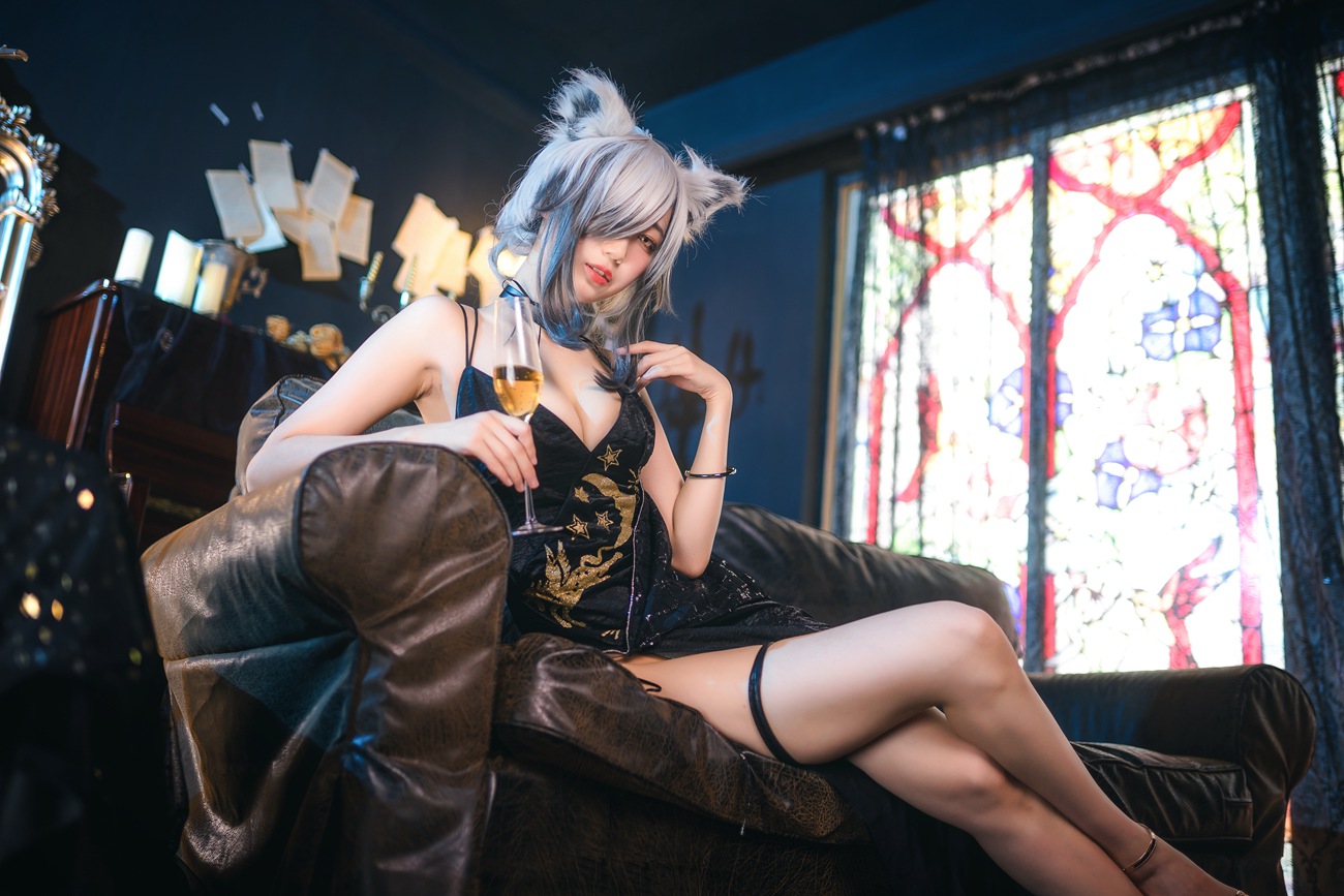 图片[7]-周叽是可爱兔兔 一周年礼服 [24P] – 速更版-美库