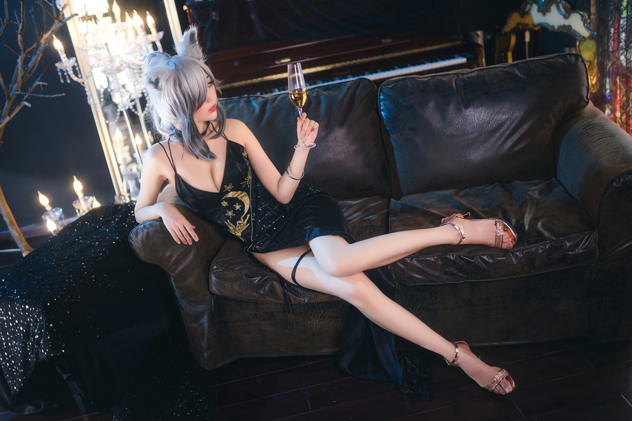 图片[8]-周叽是可爱兔兔 一周年礼服 [24P] – 速更版-美库