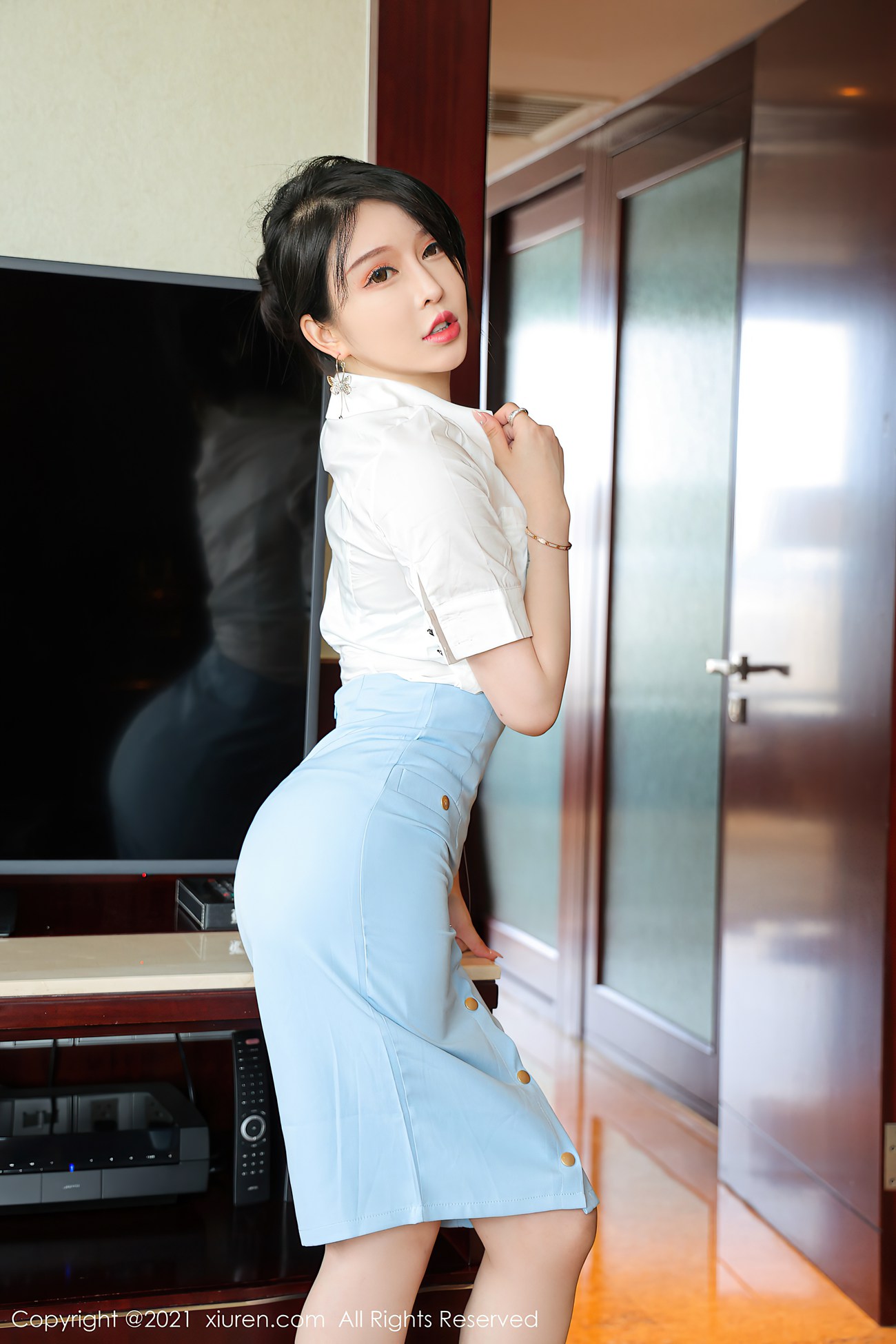 图片[49]-[Xiuren秀人网]2021.08.18 NO.3812 玉兔miki[54+1P] – 速更版-美库