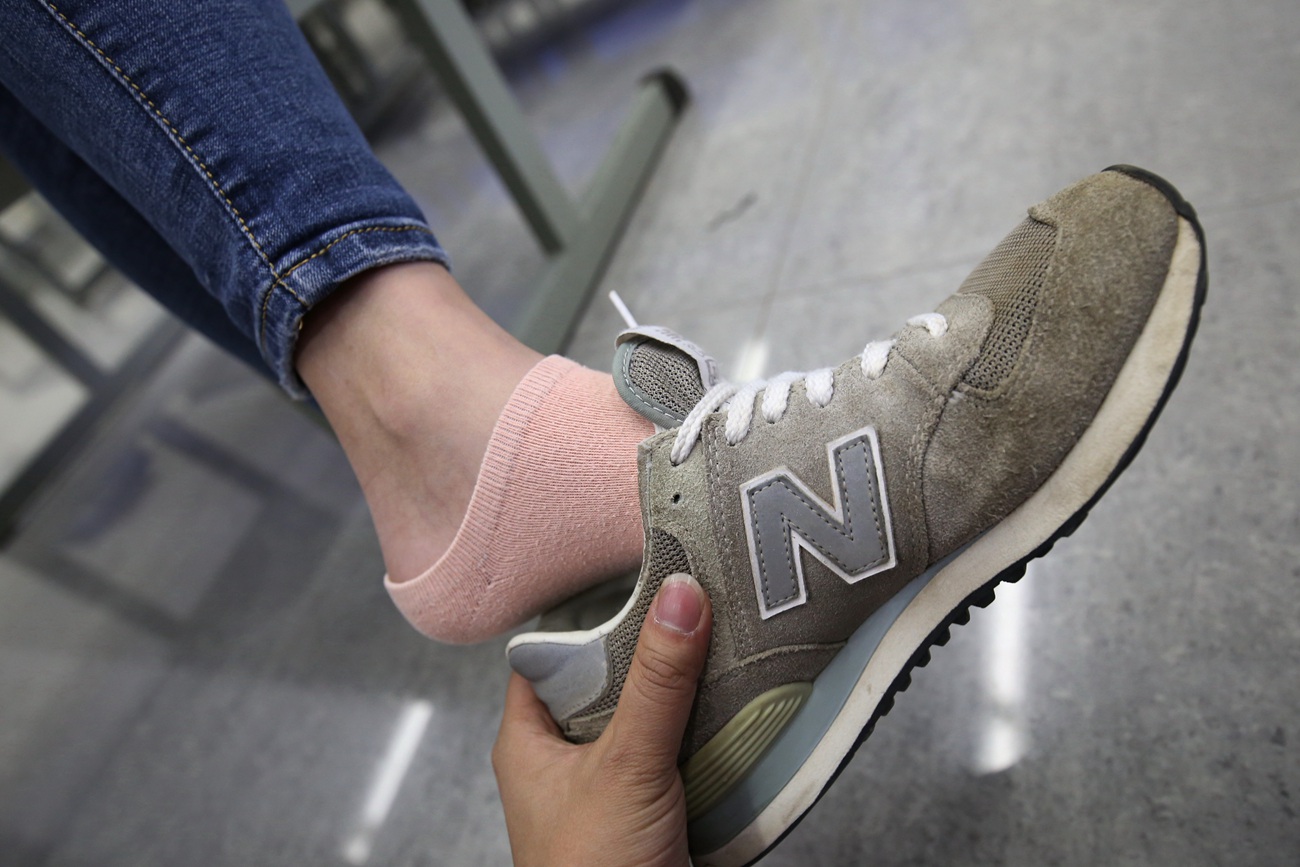 图片[26]-大西瓜爱牙膏-早期作品-S030 清纯1-裸足 [152P] – 速更版-美库