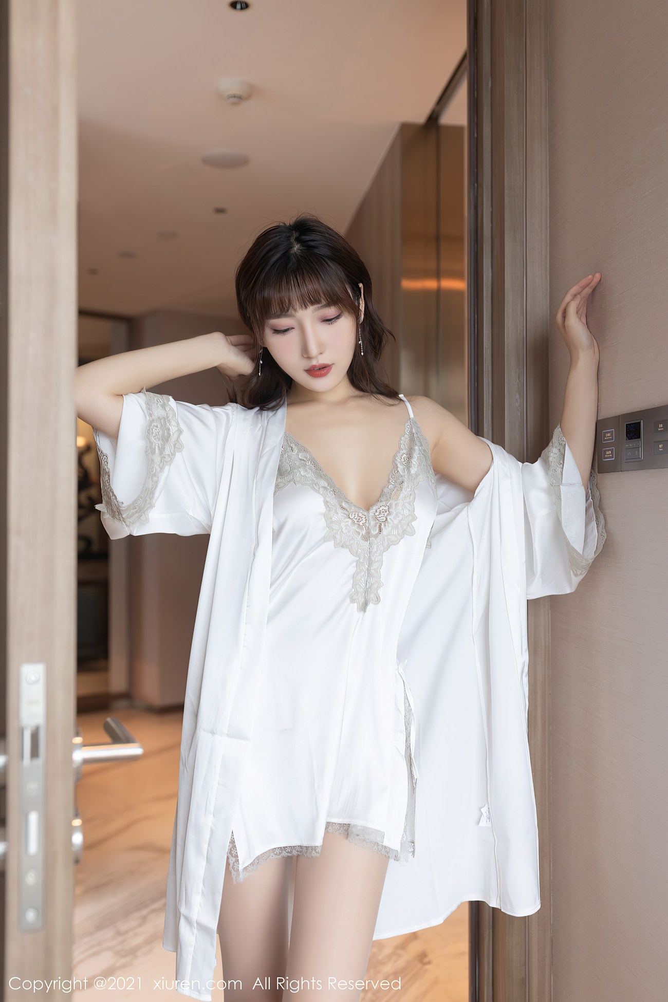 图片[91]-[Xiuren秀人网]2021.08.26 NO.3861 陆萱萱[89+1P] – 速更版-美库