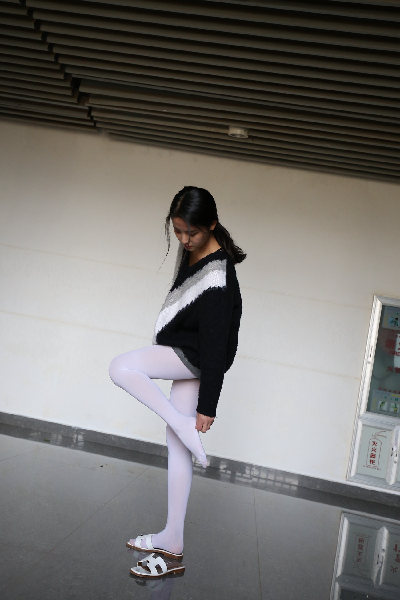 图片[212]-大西瓜爱牙膏-早期作品-S032 清纯3-白丝[338P] – 速更版-美库