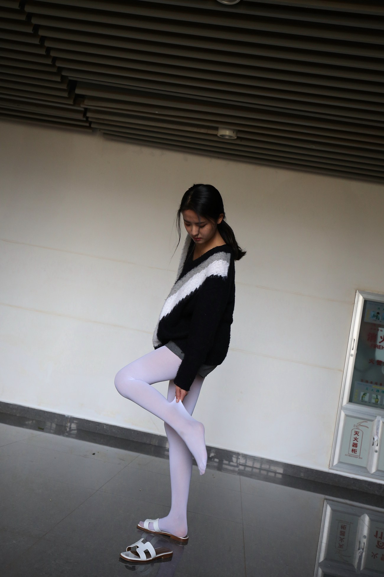 图片[215]-大西瓜爱牙膏-早期作品-S032 清纯3-白丝[338P] – 速更版-美库