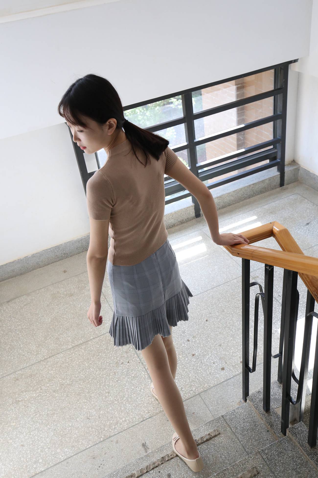 图片[303]-大西瓜爱牙膏-早期作品-S033 肉丝-1小姐姐 [407P] – 速更版-美库