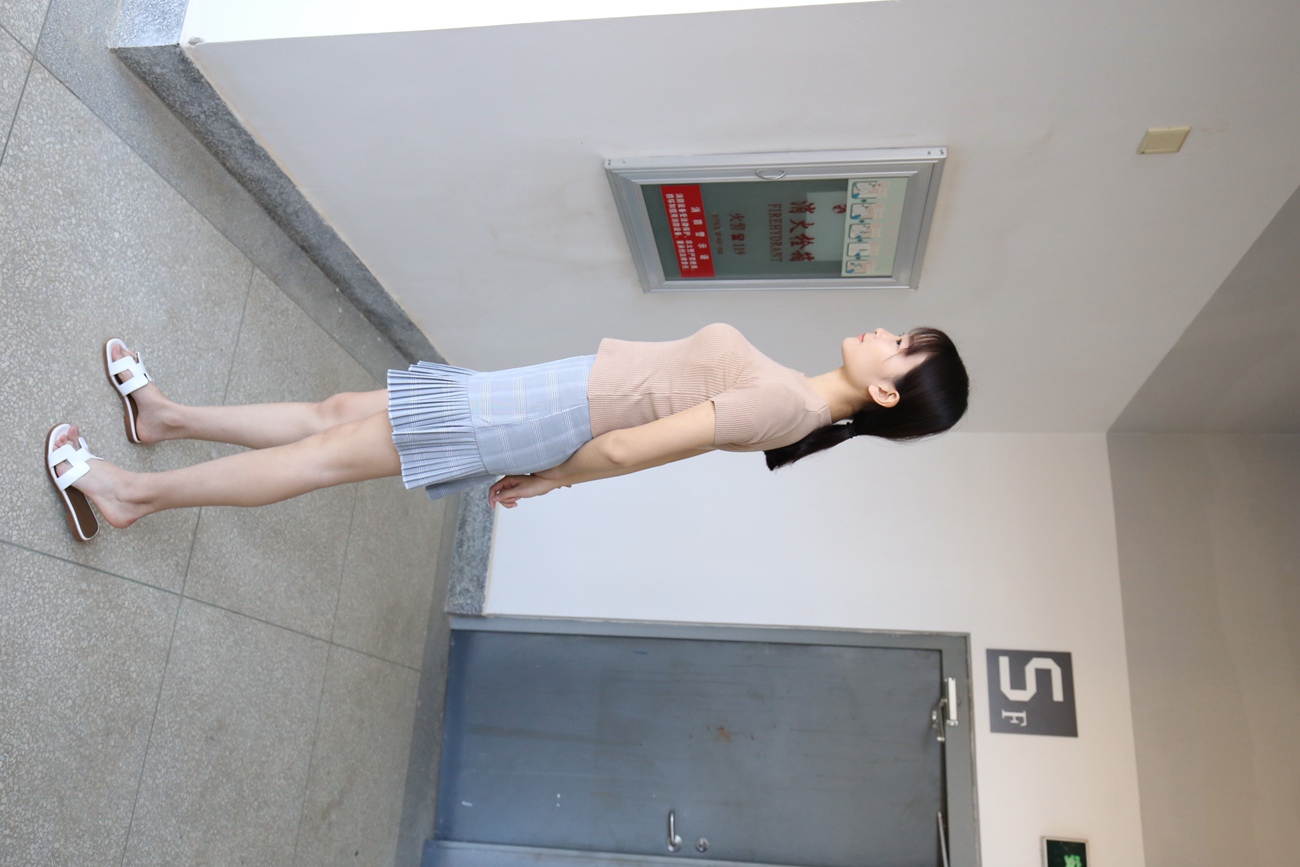 图片[32]-大西瓜爱牙膏-早期作品-S034 肉丝-2裸足 [381P] – 速更版-美库