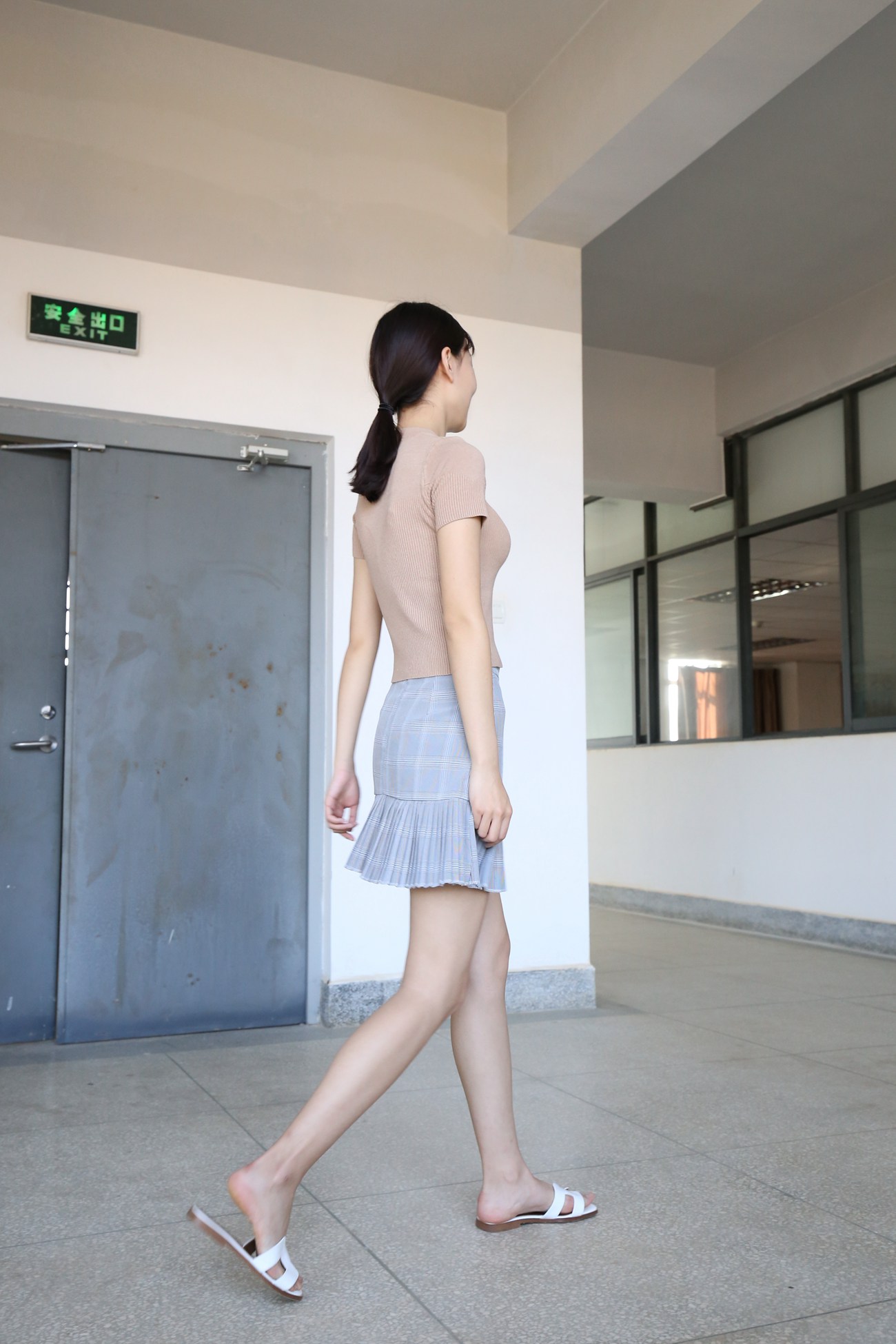 图片[37]-大西瓜爱牙膏-早期作品-S034 肉丝-2裸足 [381P] – 速更版-美库