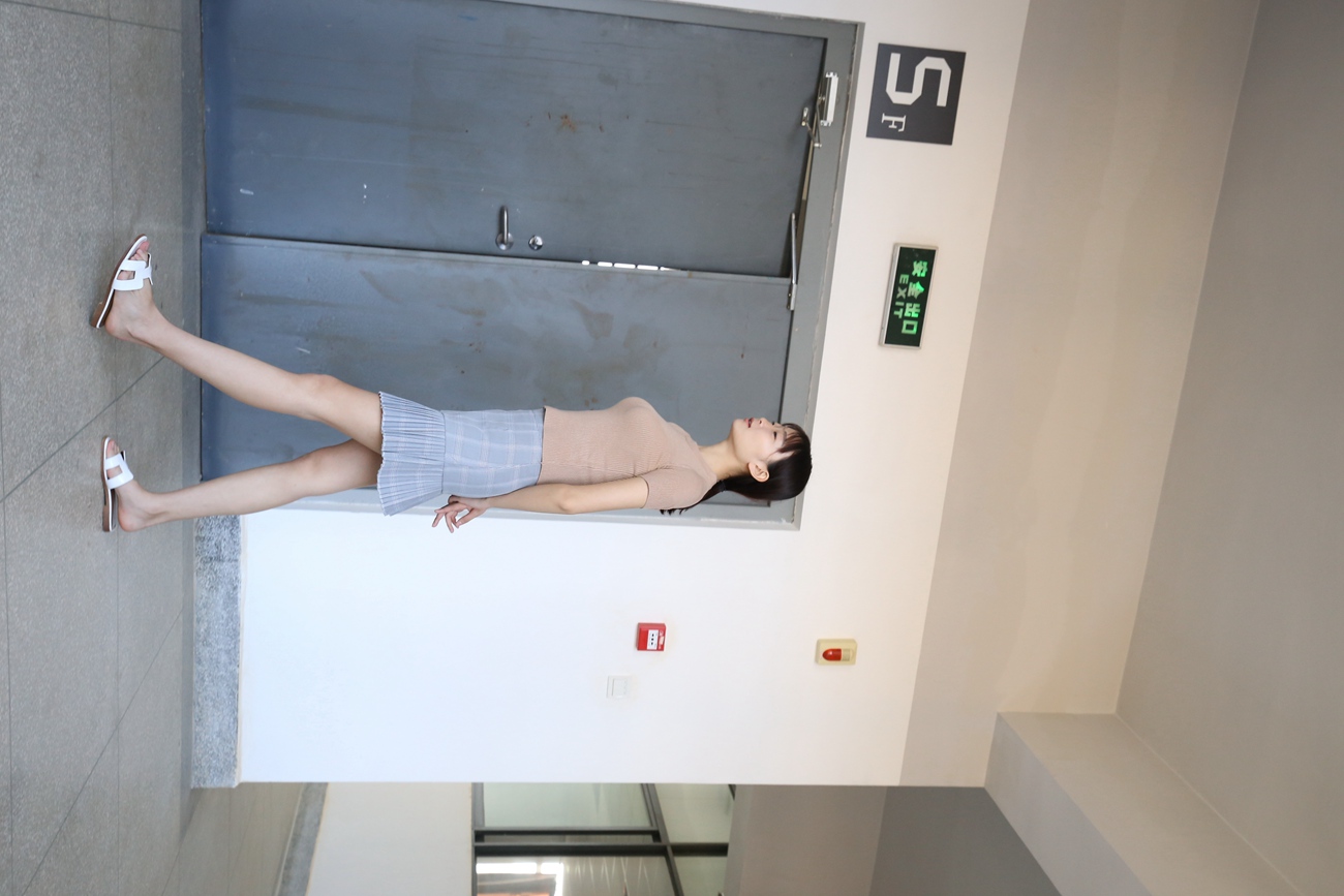 图片[43]-大西瓜爱牙膏-早期作品-S034 肉丝-2裸足 [381P] – 速更版-美库