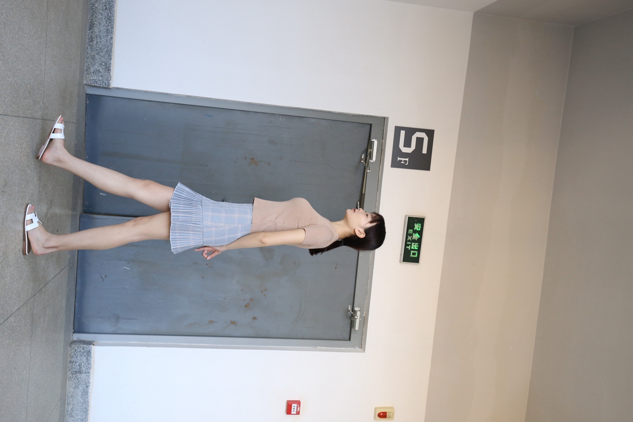 图片[44]-大西瓜爱牙膏-早期作品-S034 肉丝-2裸足 [381P] – 速更版-美库