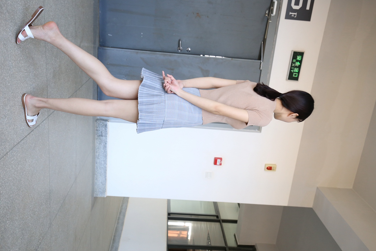 图片[50]-大西瓜爱牙膏-早期作品-S034 肉丝-2裸足 [381P] – 速更版-美库