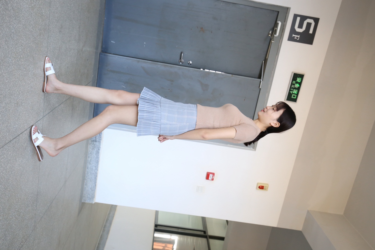 图片[76]-大西瓜爱牙膏-早期作品-S034 肉丝-2裸足 [381P] – 速更版-美库