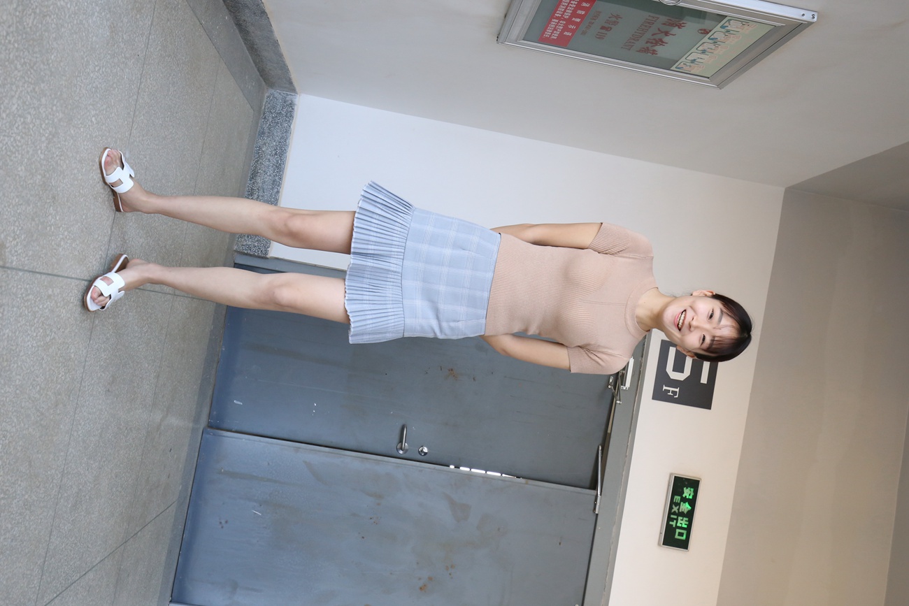 图片[79]-大西瓜爱牙膏-早期作品-S034 肉丝-2裸足 [381P] – 速更版-美库