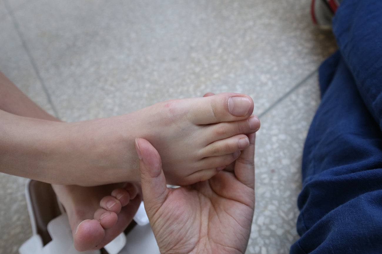 图片[224]-大西瓜爱牙膏-早期作品-S034 肉丝-2裸足 [381P] – 速更版-美库