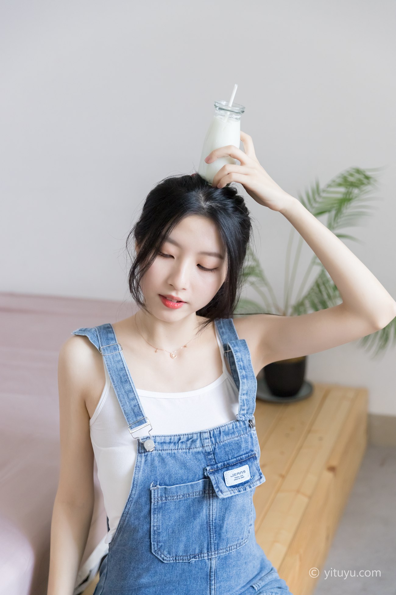 图片[7]-[YITUYU]艺图语 2021.04.21 蓝色牛仔裤 小铟 [24P] – 速更版-美库