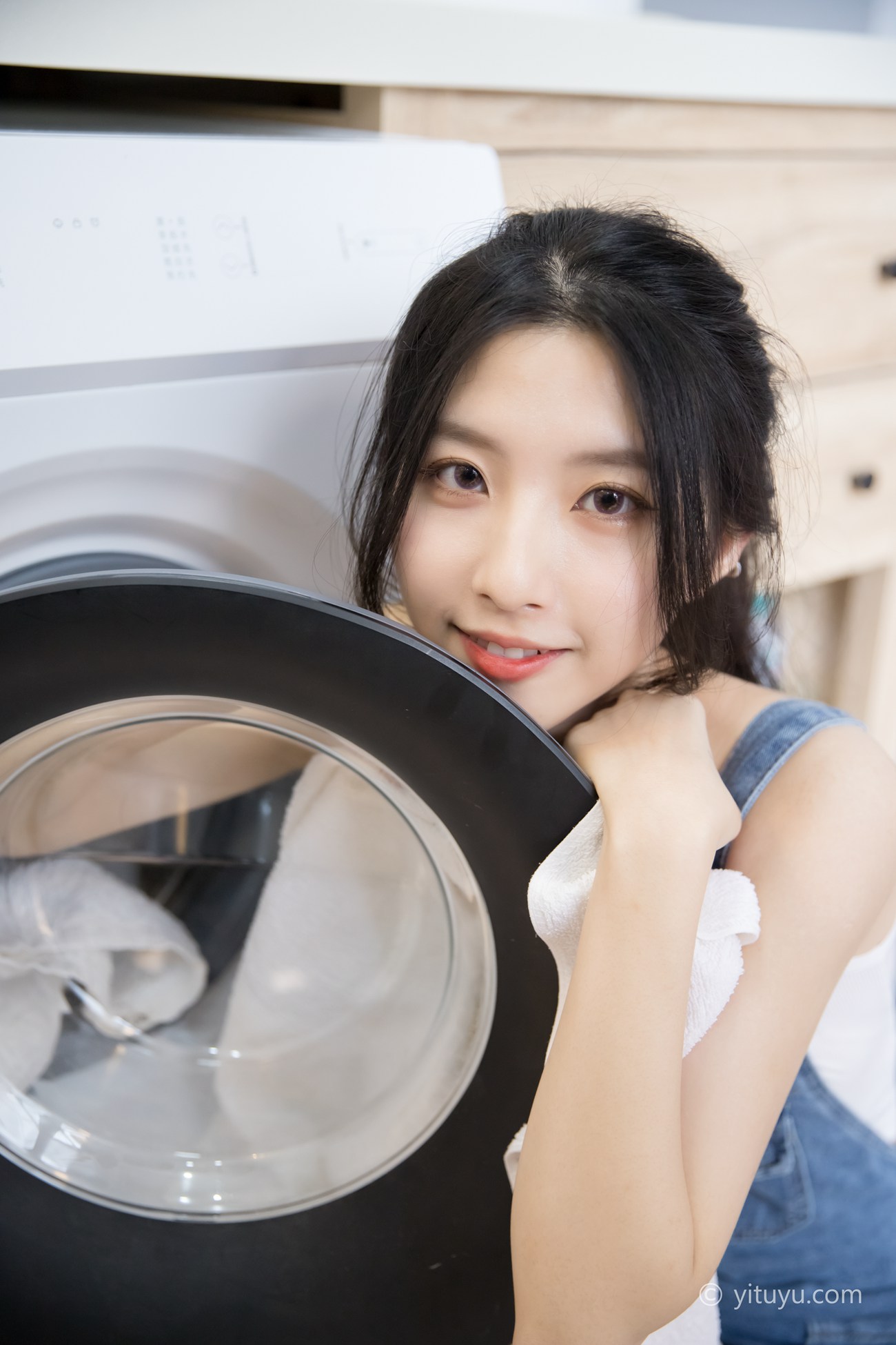 图片[21]-[YITUYU]艺图语 2021.04.21 蓝色牛仔裤 小铟 [24P] – 速更版-美库