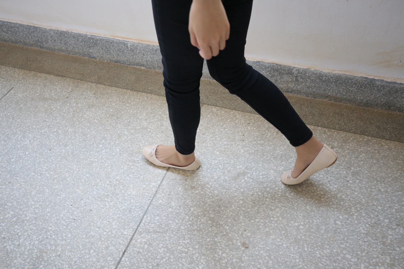 图片[30]-大西瓜爱牙膏-早期作品-S035 肉丝-3黑长裤 (1) [130P] – 速更版-美库