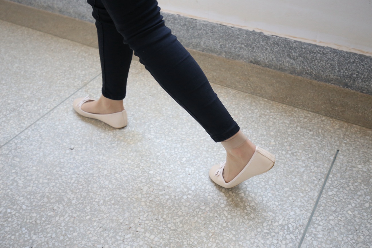 图片[32]-大西瓜爱牙膏-早期作品-S035 肉丝-3黑长裤 (1) [130P] – 速更版-美库