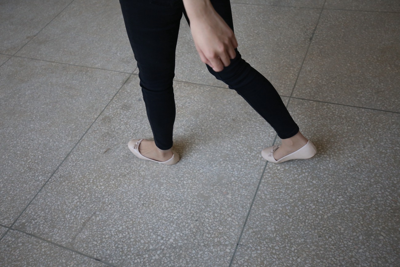 图片[129]-大西瓜爱牙膏-早期作品-S035 肉丝-3黑长裤 (1) [130P] – 速更版-美库