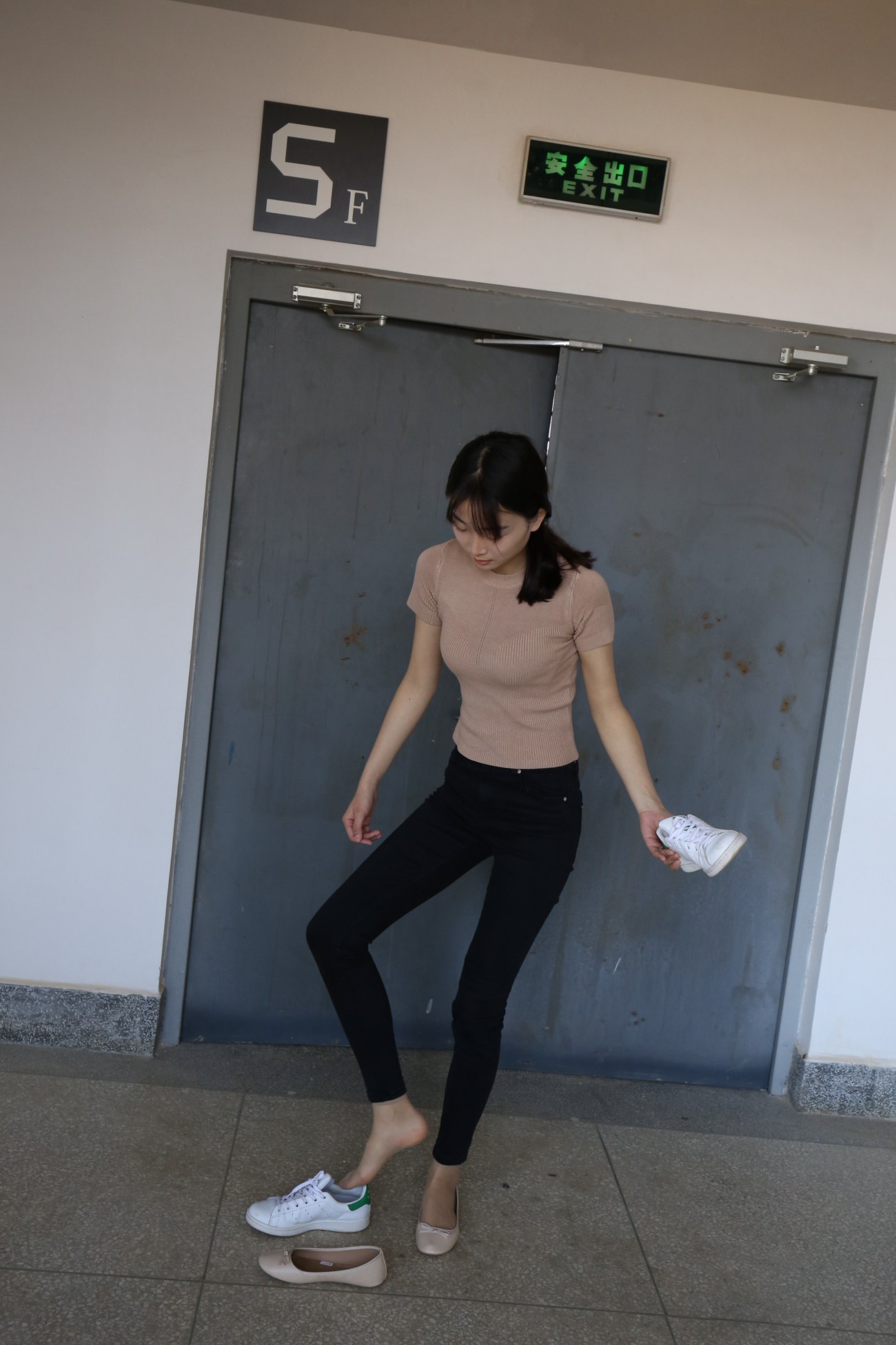 图片[21]-大西瓜爱牙膏-早期作品-S035 肉丝-3黑长裤 (3) [118P] – 速更版-美库