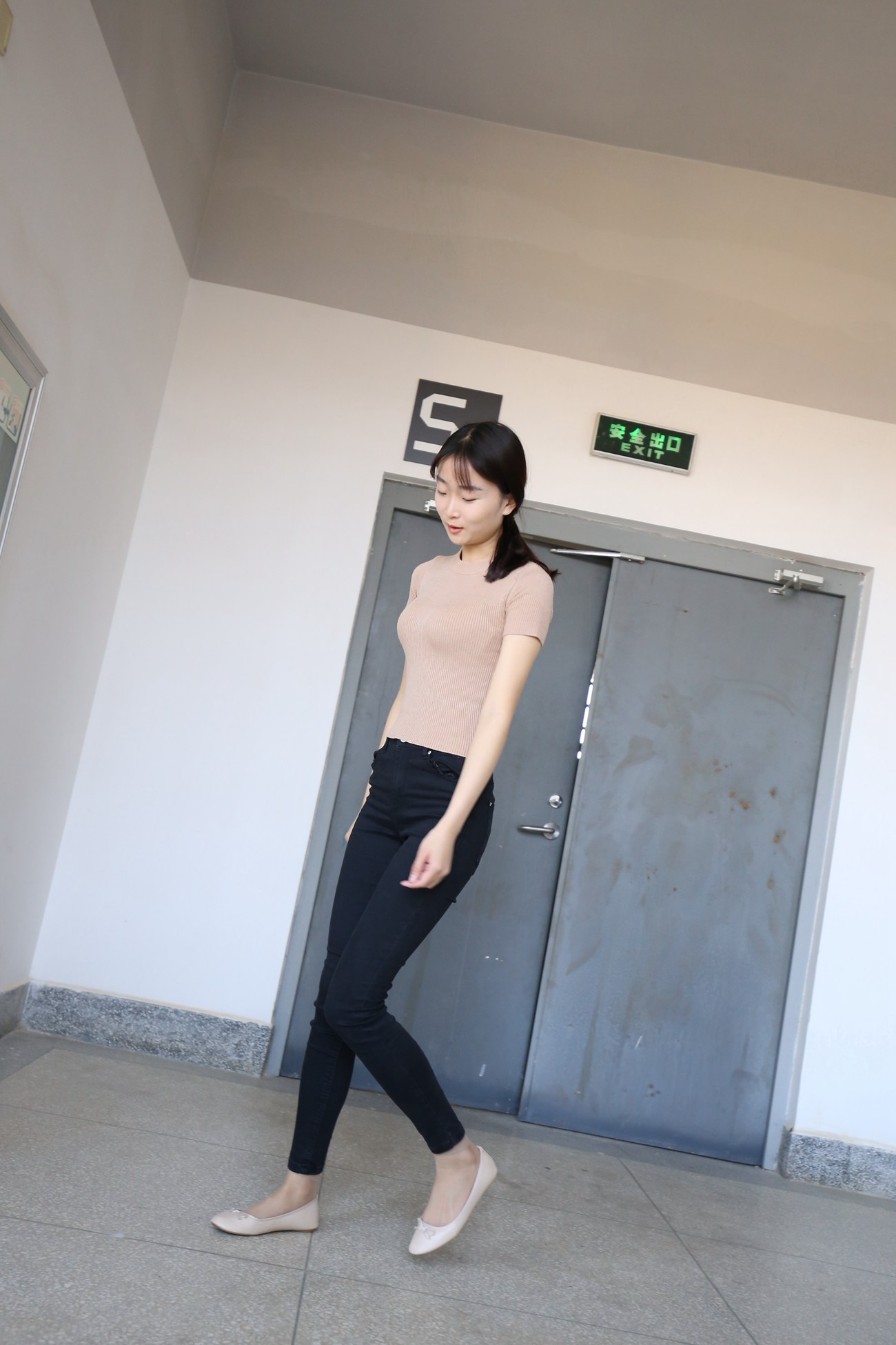 图片[41]-大西瓜爱牙膏-早期作品-S035 肉丝-3黑长裤 (3) [118P] – 速更版-美库