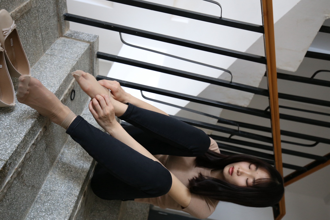 图片[107]-大西瓜爱牙膏-早期作品-S035 肉丝-3黑长裤 (3) [118P] – 速更版-美库